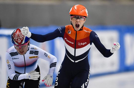 BOEM! Schulting wint 1000 meter in Dresden en is al verzekerd van wereldbeker