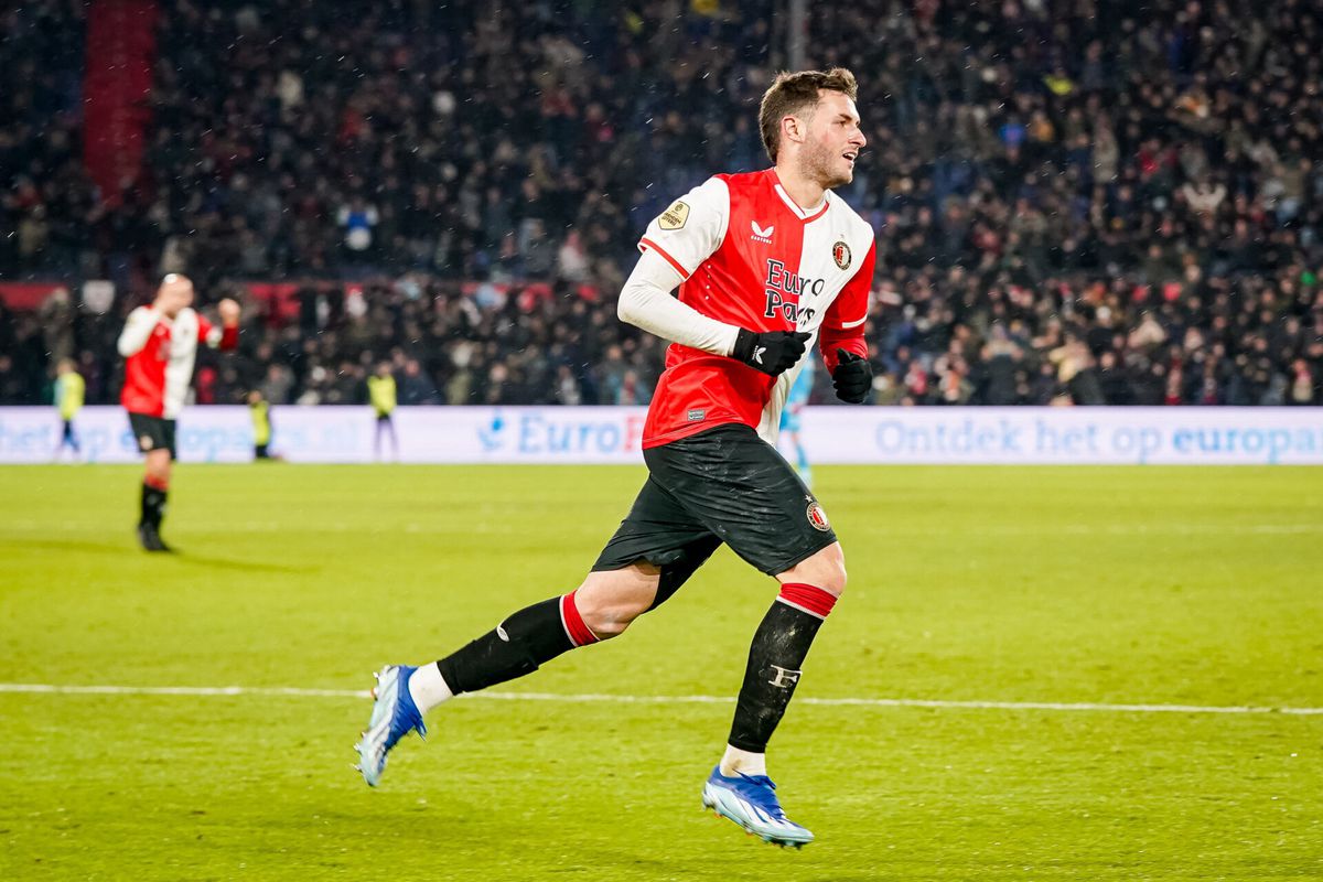 Santiago Giménez scoorde weer voor Feyenoord: 'Strijd om kampioenschap is het belangrijkste'