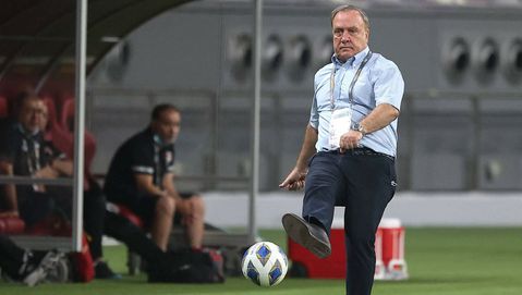 International Irak stopt per direct en noemt Dick Advocaat 'respectloos': 'Nog nooit meegemaakt'