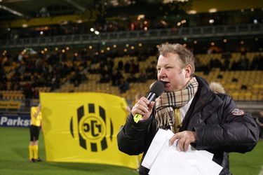 Stadionspeaker Roda JC ontkomt aan zwaar letsel bij auto-ongeluk: 'Heel veel geluk gehad'