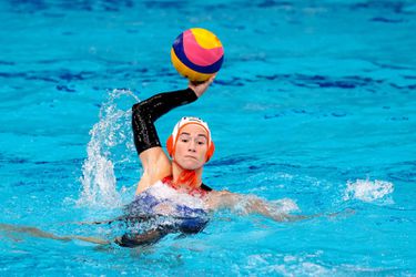 Knap! Nederlandse waterpolosters winnen van Europees kampioen Spanje