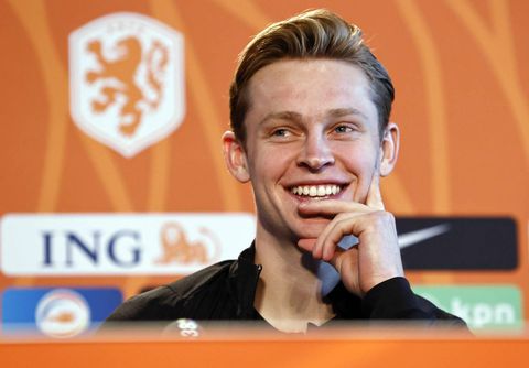 Frenkie de Jong blij met 3-4-2-1: 'Het gevoel over het nieuwe systeem is heel goed'