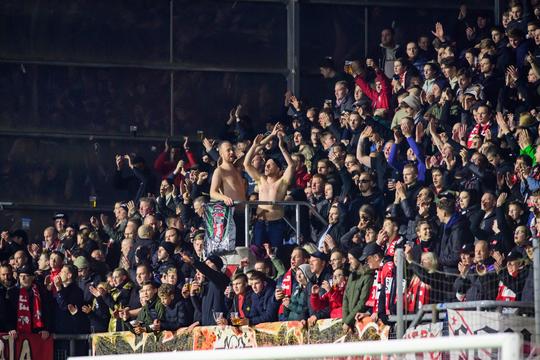 TV-gids Keuken Kampioen Divisie: hier kijk je vrijdag naar de volledige 34e speelronde
