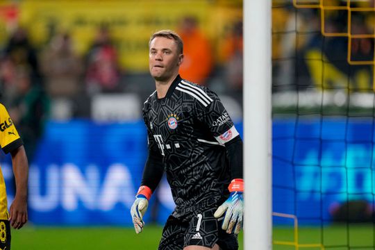 Bayern München-keeper Manuel Neuer had huidkanker en onderging 3 operaties