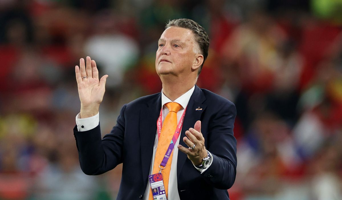 Louis van Gaal is 3e oudste WK-bondscoach ooit, wanneer komt hij op plek 2?