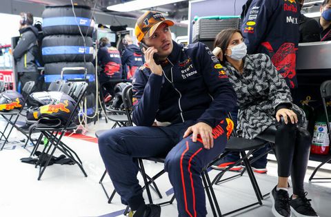 Max Verstappen pakt 2e wereldtitel op rij na veel onduidelijkheid over regels