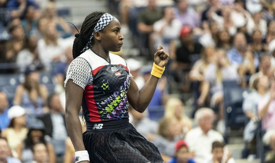Tennisster Coco Gauff maakt haar fans boos met gebaar van ik-snijd-je-nek-door