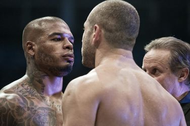 🎥 | Tyrone Spong wijst aanbod Glory af: 'Vecht al 20 jaar, dit kwam niet in de buurt'
