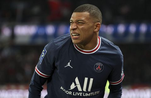 'PSG stelt Kylian Mbappé 200 miljoen euro in het vooruitzicht als hij TOCH blijft'