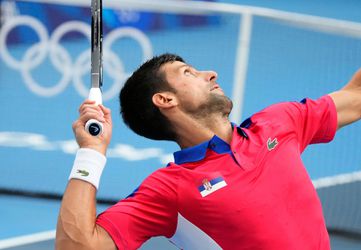 🎥 | Zo smeet Novak Djokovic zijn racket woedend de tribune in