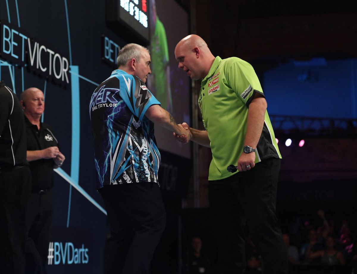 Sportagenda: Ontknoping Grand Slam of Darts, koploper PSV in actie en schaatsen