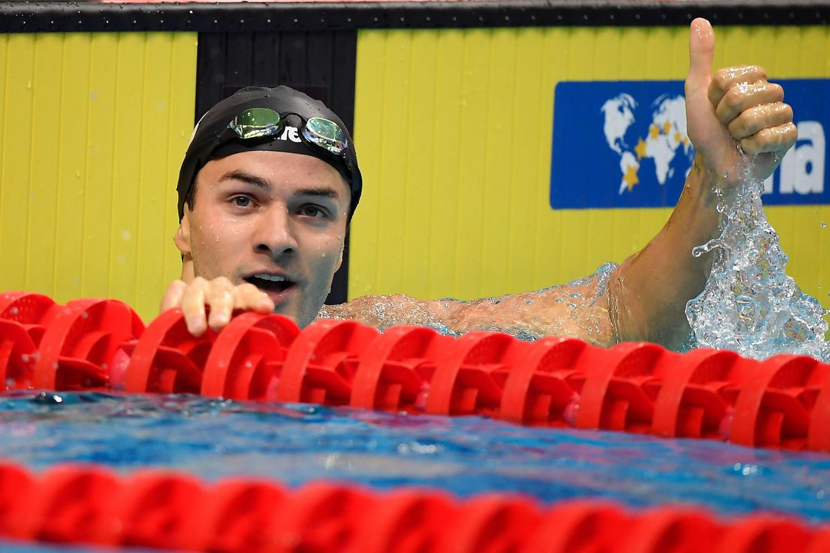 Zwemmer Kamminga pakt met 3e Nederlandse record op rij in stijl olympisch ticket