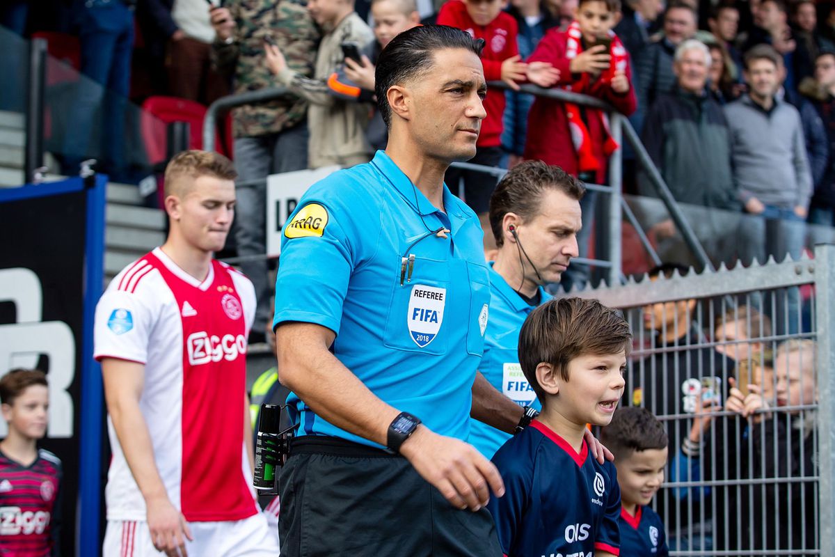 Eredivisie krijgt nieuwe aftraptijd: zondagavond 20.00 uur