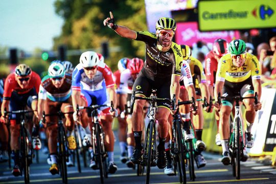 Luka Mezgec sprint verrassend naar de ritwinst in Polen, Danny van Poppel 4e (video)