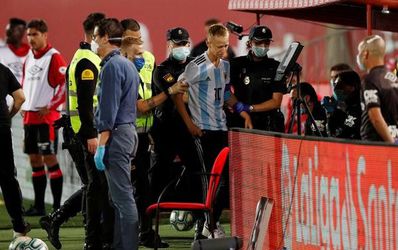 🎥 | Mallorca hoeft maar een kleine boete te betalen voor fan die veld op rende