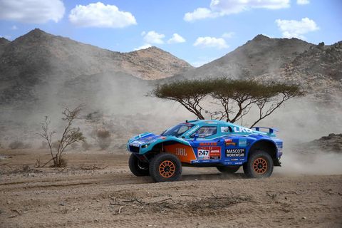 Racen door de woestijn gaat beginnen! Dit zijn alle Nederlandse deelnemers in de Dakar Rally
