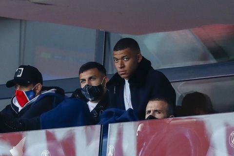 PSG beslist dinsdag pas of Mbappé kan spelen in return tegen Manchester City