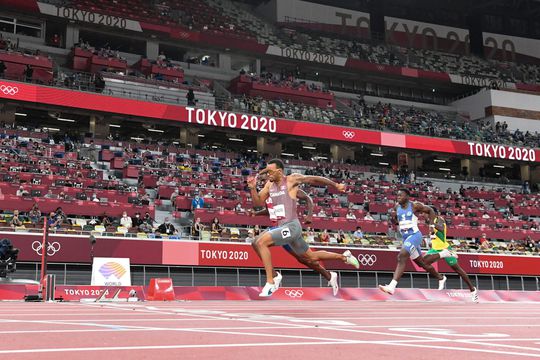 Andre De Grasse snelt naar historische gouden plak op de 200 meter