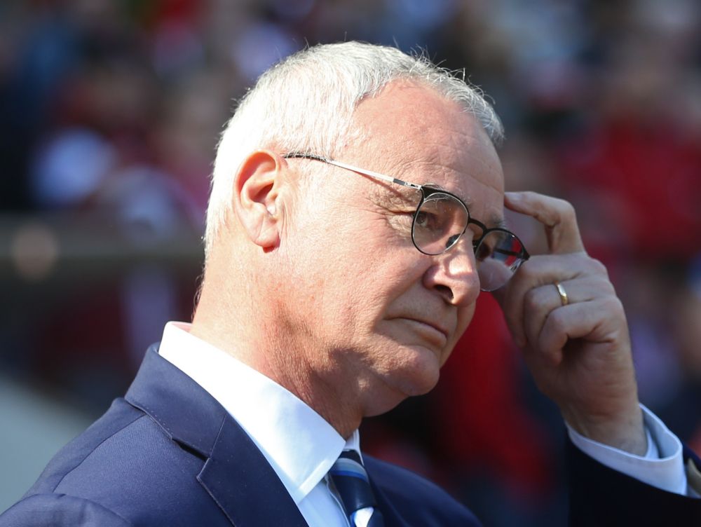 Succescoach Ranieri ontroerd door videoboodschap Leicester-fans (video)