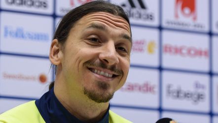 Zlatan denkt na over afscheid bij nationale ploeg
