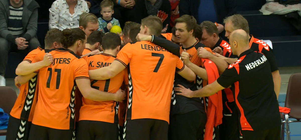 Nederlandse handballers winnen en zijn 1 tegenstander verwijderd van WK 2019