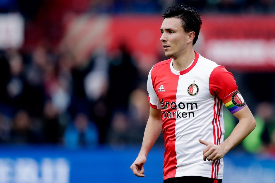 Advocaat kiest Berghuis als nieuwe aanvoerder van Feyenoord
