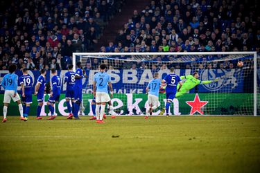 City kantelt in slotfase 2-1 achterstand dankzij super vrije trap Sané en zieke assist Ederson (video)