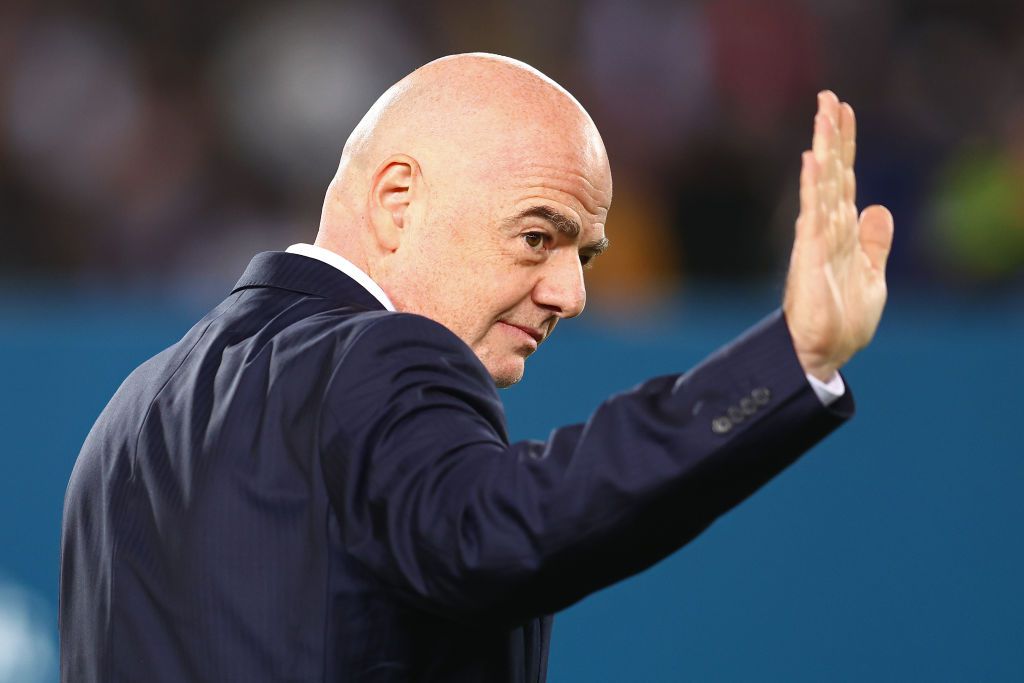 'FIFA-voorzitter Gianni Infantino verdubbelde jaarsalaris door deze dikke bonus'