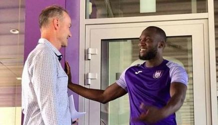 Nieuwe aflevering van Lukaku-soap: spits duikt op bij Anderlecht