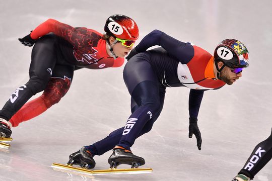 Hoogerwerf uitgeschakeld, Breeuwsma in halve finale op 500 meter