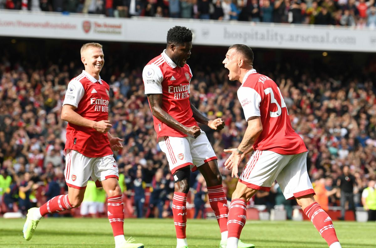 Arsenal speelt Tottenham Hotspur weg in 2e helft van North London derby en wint