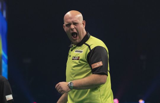 Michael van Gerwen is weer terug: 'Gemiddeld genomen is hij altijd de beste'
