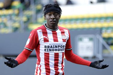 Hele Europese top wil Madueke van PSV, Leicester City wil nu al 20 miljoen euro op tafel leggen