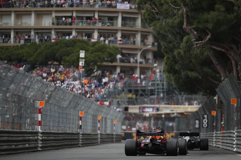 Red Bull is snel in Monaco, maar Verstappen eindigde er nog nooit op het podium