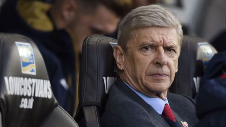 'Wenger moet opvolger van Blanc worden bij PSG'