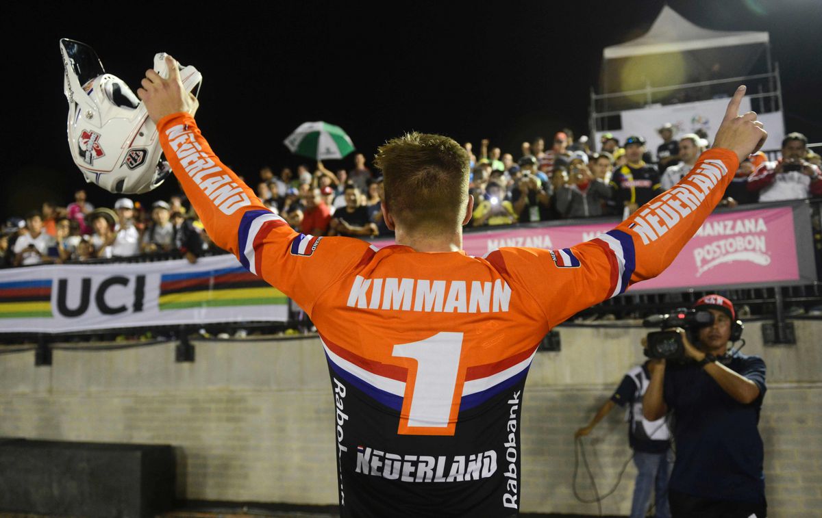Nederlander Niek Kimmann ZILVER in de supercross op WK BMX (video)