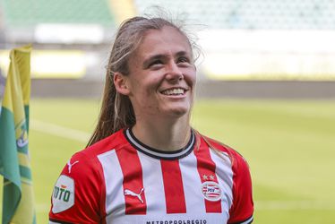 All-time topscorer van PSV Joëlle Smits keert terug in Eindhoven