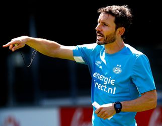 PSV oefent voor het eerst onder Van Bommel tegen Zwitserse promovendus