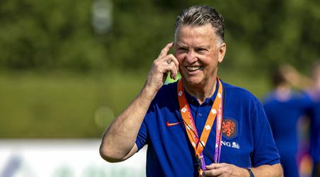 Valentijn Driessen: 'Ik heb Louis van Gaals telefoon gevonden op de wc'