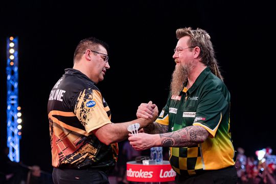 🎥 | All the way! José de Sousa nipt te sterk voor 'The Wizard' in kwartfinales Masters