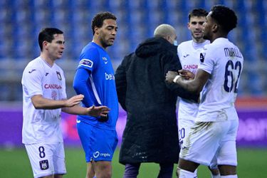 🎥 | John van den Brom verliest met Genk van het Anderlecht van Vincent Kompany