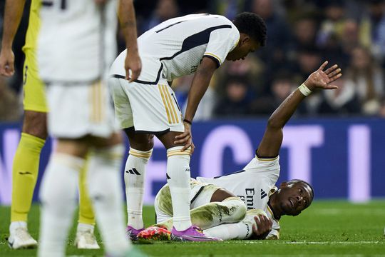 Oranje-opponent David Alaba loopt zware blessure op en moet vrezen voor EK