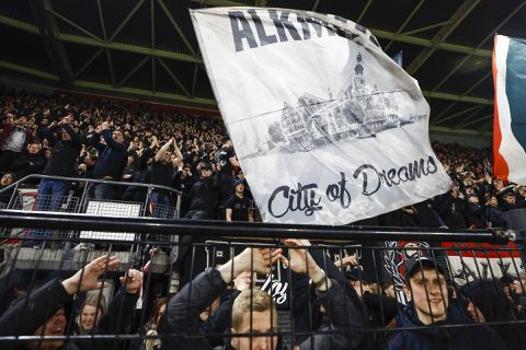 KNVB reageert kalmpjes op woeste brief van AZ: 'Willen zo snel mogelijk de lucht klaren'