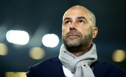 Bosz over clubs met kunstgras: 'Als geld de reden is, moet je niet in Eredivisie spelen'