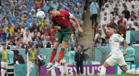 'Cristiano Ronaldo appte gelijk zijn bestie Piers Morgan na Uruguay dat hij de bal wél raakte'