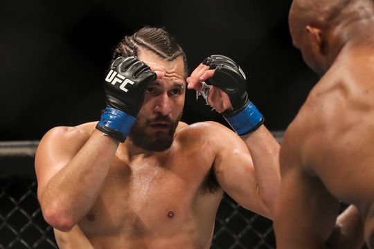 Jorge Masvidal wil Jake Paul kapot beuken: 'Kom maar naar UFC!'