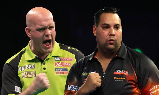 Van Gerwen met Wattimena naar wereldbeker: ‘Zuur voor Barney’