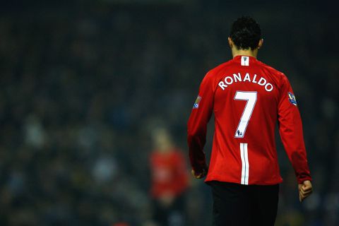Waarom Cristiano Ronaldo niet zomaar met rugnummer 7 kan spelen bij Manchester United