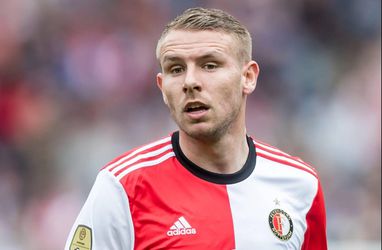 Van Beek verlengt contract bij Feyenoord: 'Fijn om vertrouwen te krijgen'