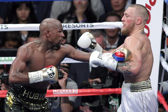 Mayweather-McGregor scoort in Engeland beter dan Joshua-Klitschko